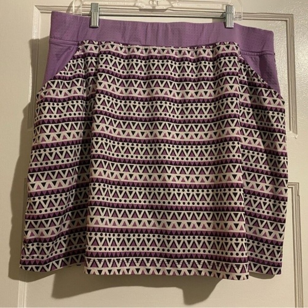 Bette & Court Triangle Pattern Athletic Wear Sports Skirt with Shorts and Pocket